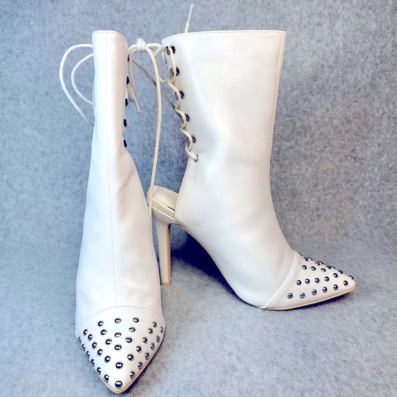 ☆ MACK J Studded Pointy Toe Heels In White - Picture 3 of 9